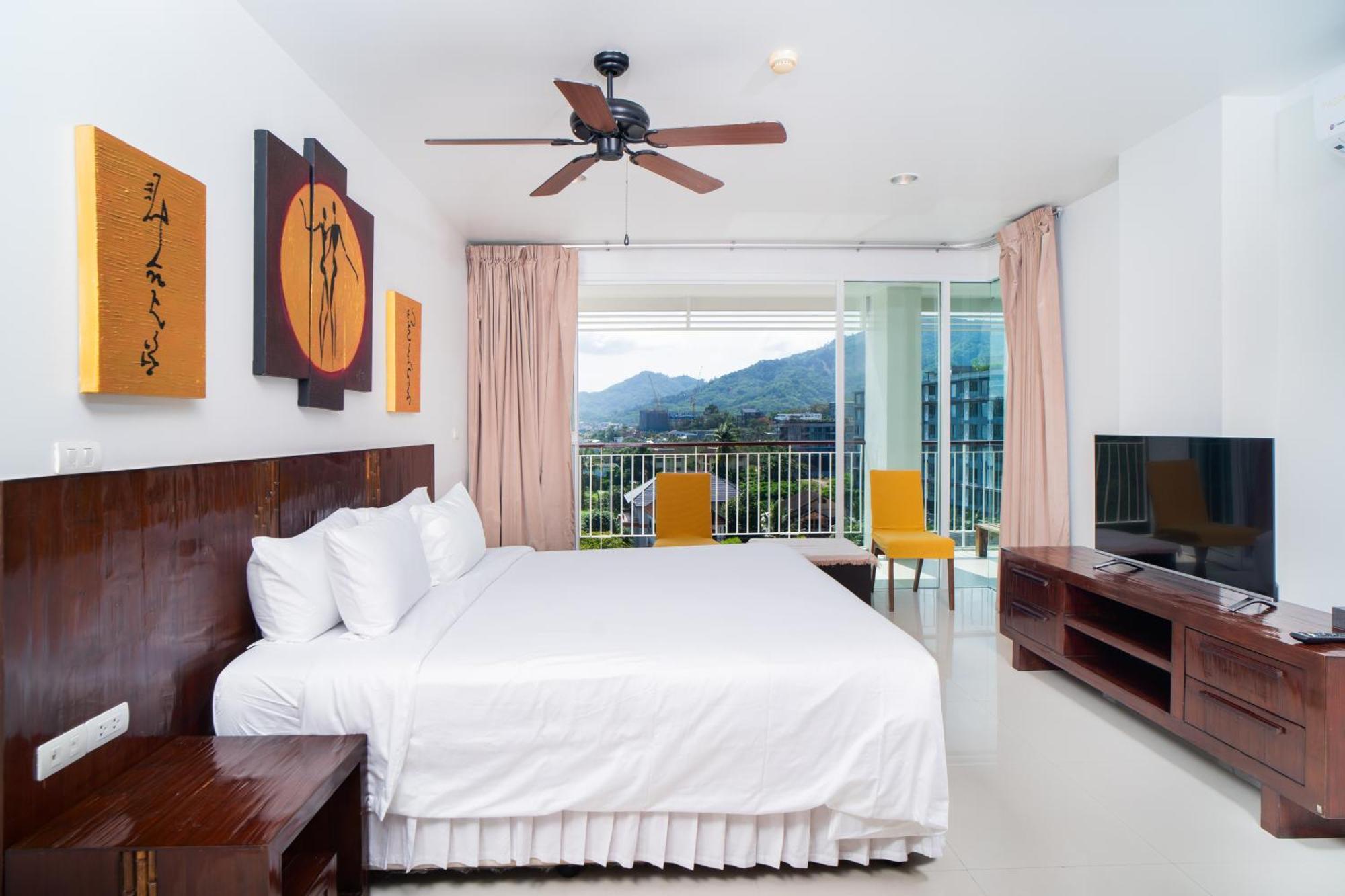 Surin Park By Destada Exterior photo