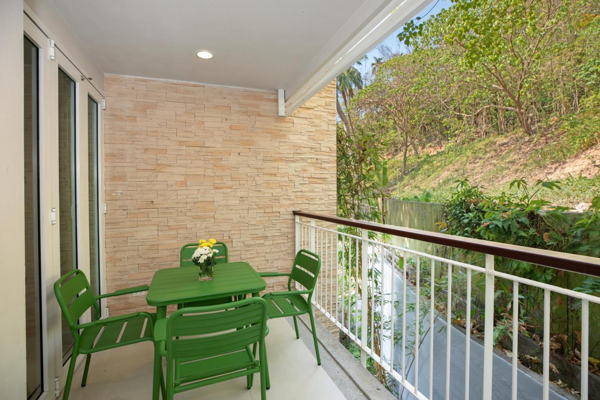 Surin Park By Destada Exterior photo